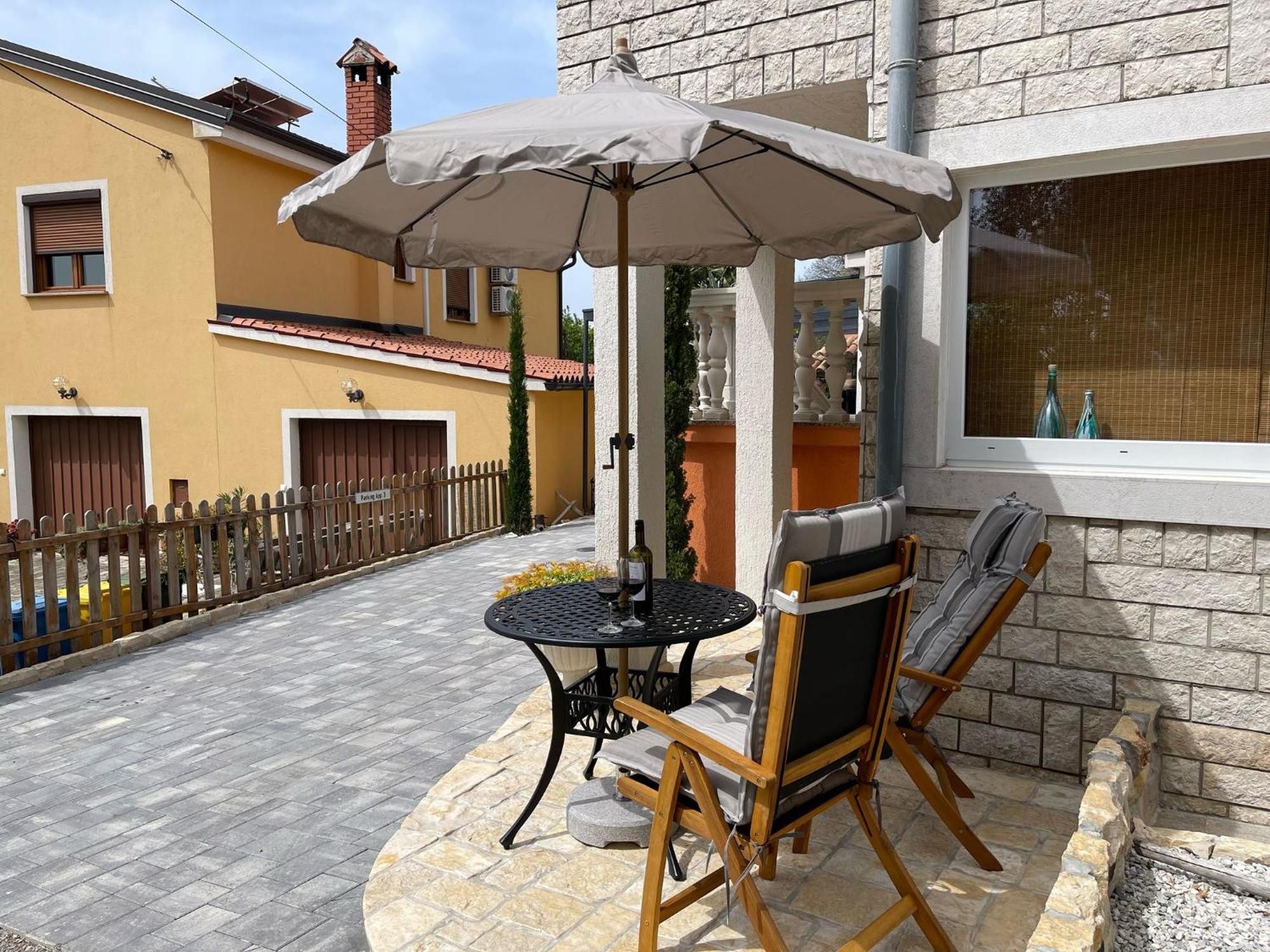 4 You Apartments Mugeba Exterior photo